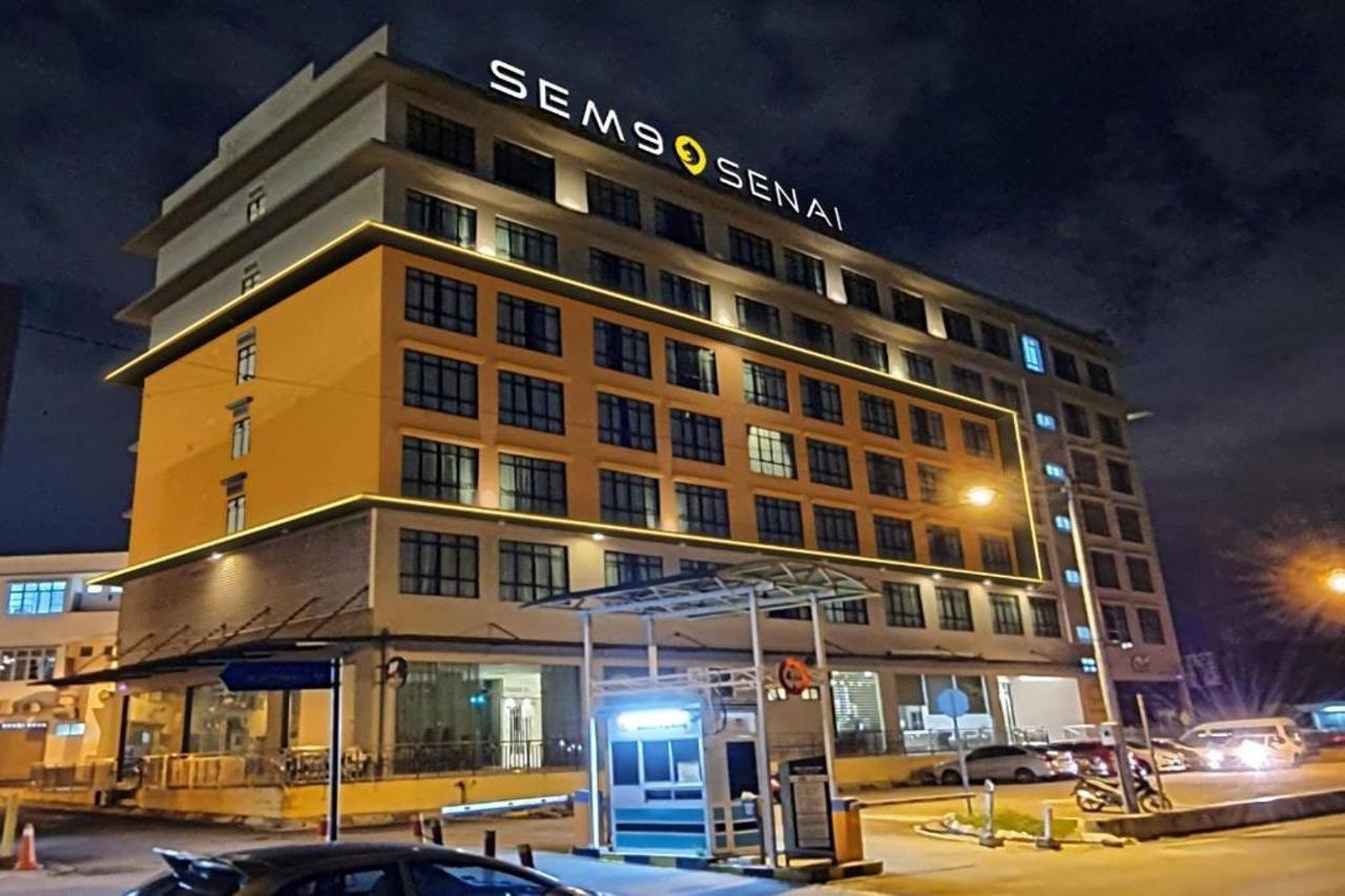 Sem9 Senai Hotell Kulai Exteriör bild