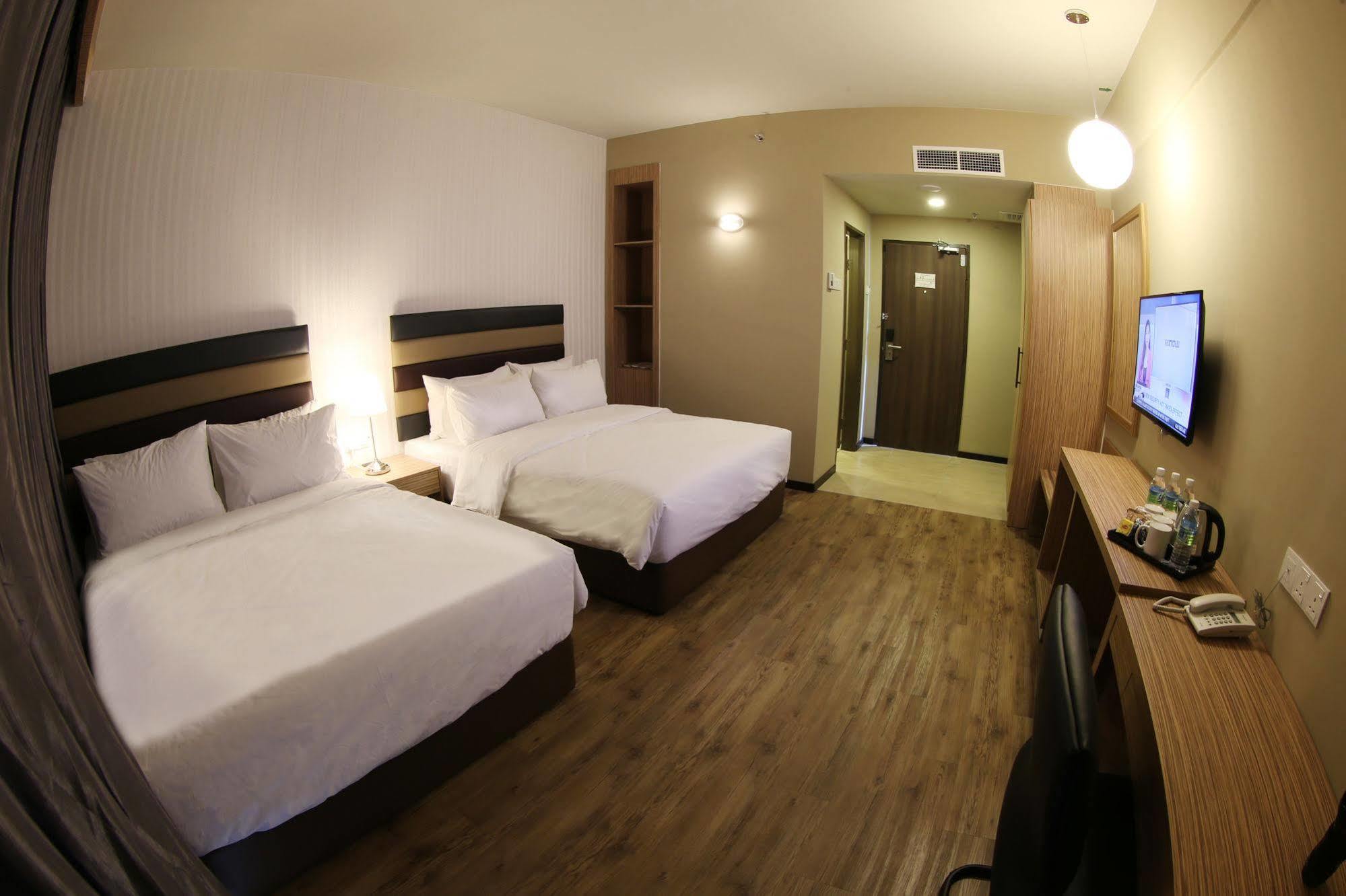 Sem9 Senai Hotell Kulai Exteriör bild